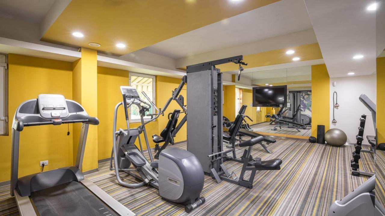 Hotel Ibis Gurgaon Golf Course Road - An Accor Brand Exterior foto