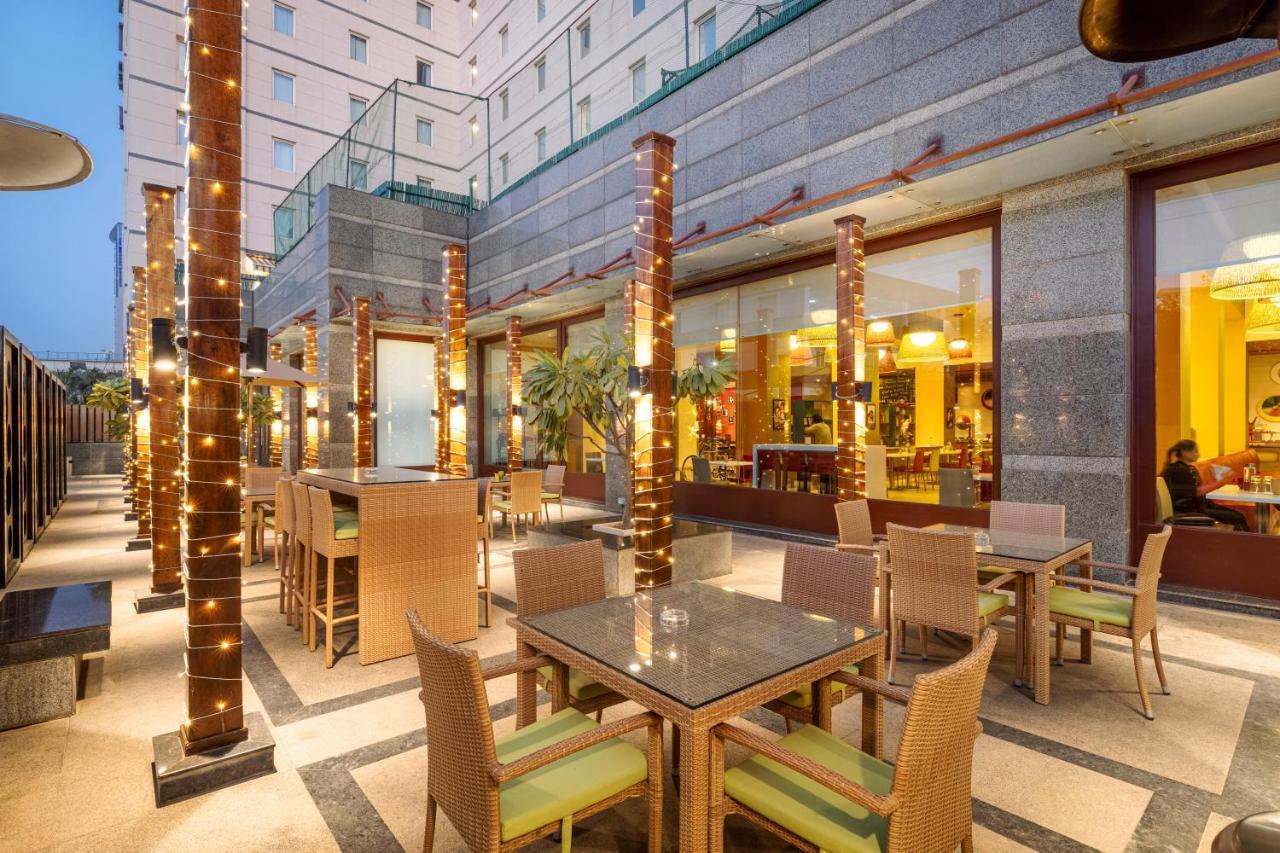 Hotel Ibis Gurgaon Golf Course Road - An Accor Brand Exterior foto