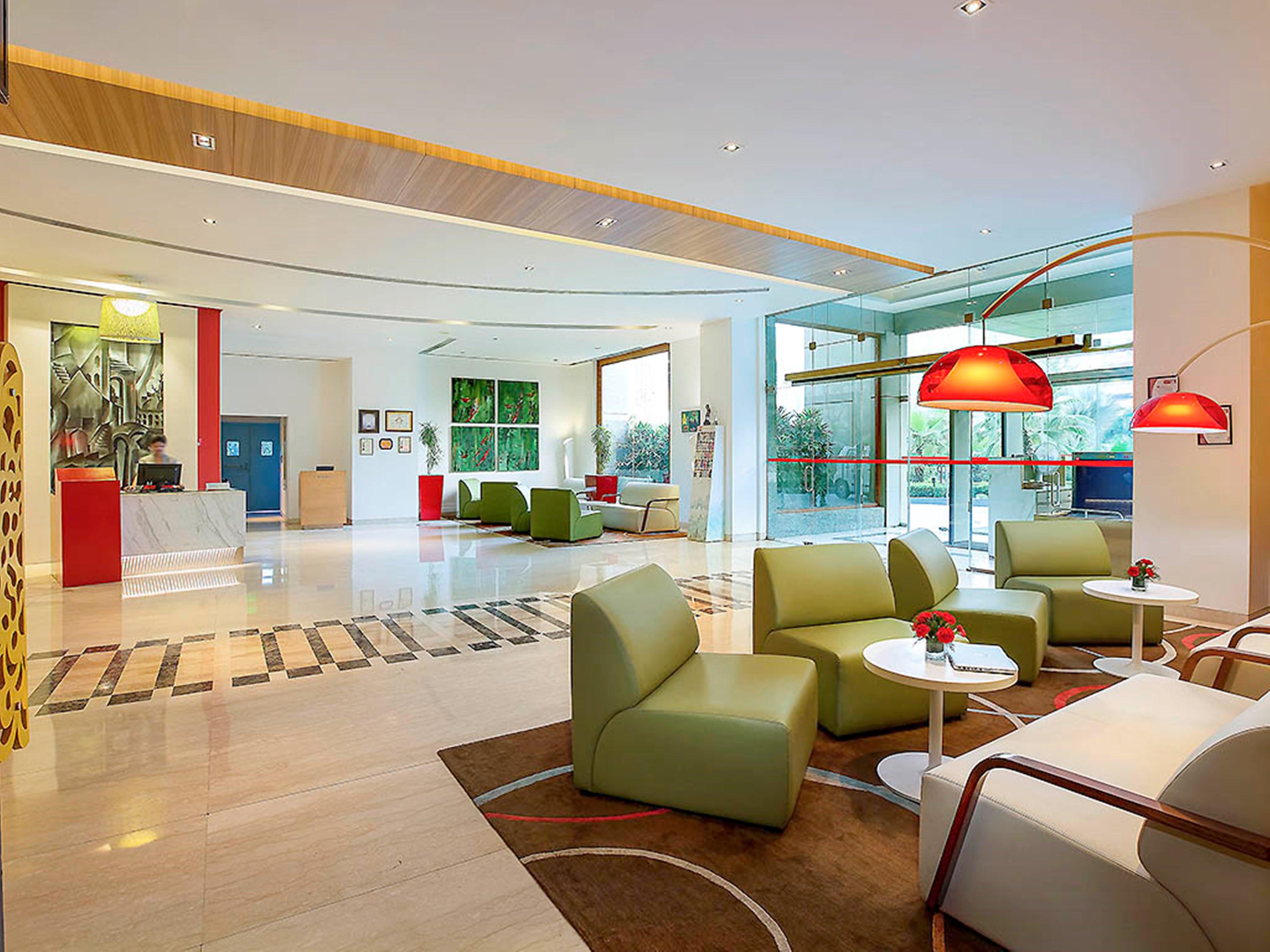 Hotel Ibis Gurgaon Golf Course Road - An Accor Brand Exterior foto